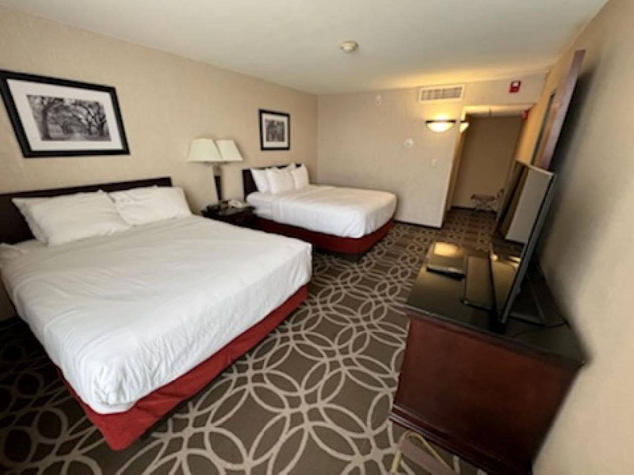 Hotel Lotus Kansas City Merriam ภายนอก รูปภาพ