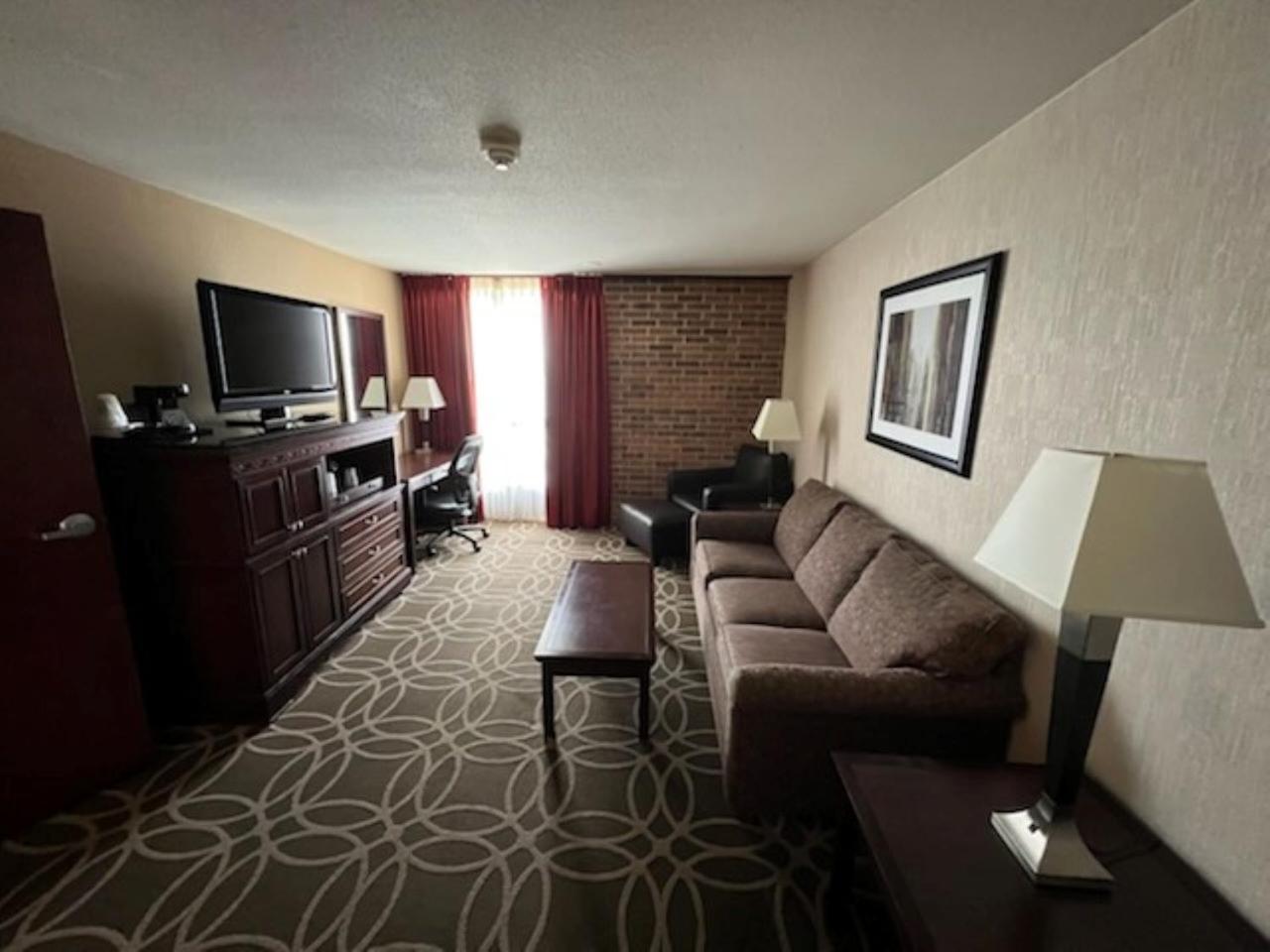 Hotel Lotus Kansas City Merriam ภายนอก รูปภาพ